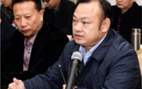 適應新常態 再創新業績--集團董事長張龍義參加大渡口區2015年民營企業座談會