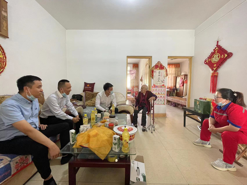 金鄉(xiang) 公司慰問老人